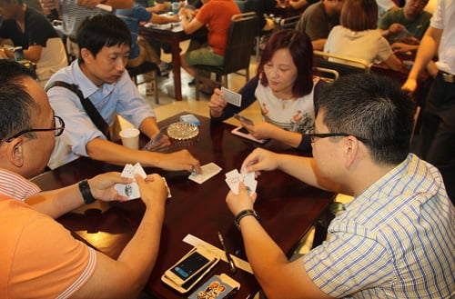 《掼蛋》游戏技巧和策略:让你轻松取胜